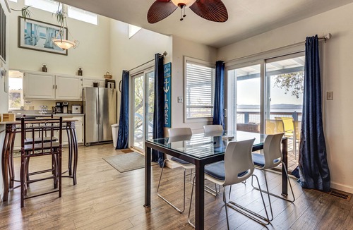 Lucerne Cottage | Panoramic Views! Home w/Boat Slip on Clear Lake
