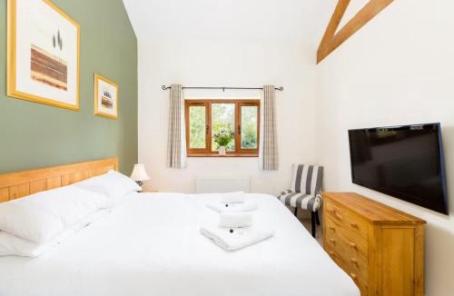 Uckington House | Peaceful 2 Bed Rural Retreat Hampton Lucy&Parking