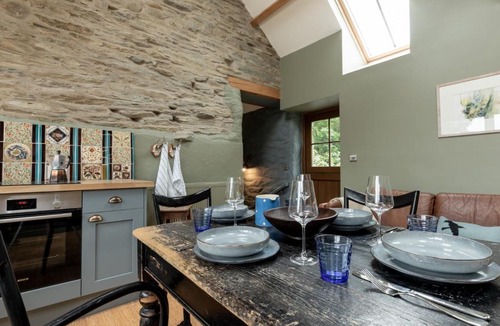 Cardigan House | Penbanc Bach