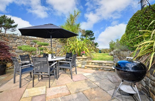 Bwlchtocyn House | Pengarth Cottage - Four Bedroom House, Sleeps 7