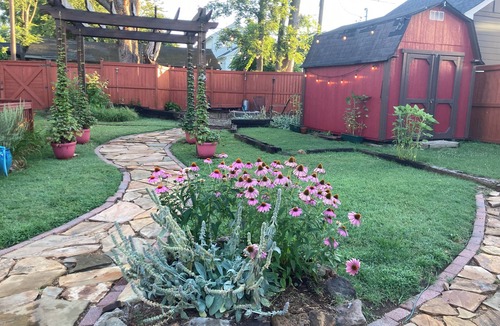 The Nations House | Pet-Friendly Backyard Oasis in the Nations