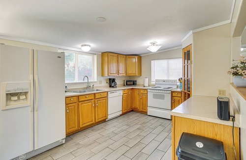 Red Bluff Apartment | Pet-Friendly Unit w/Yard Near Sacramento River!