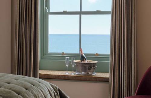 Charlestown Bed & Breakfast | Pier House