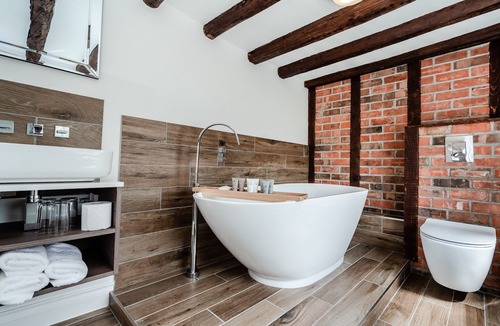 St Ives Bed & Breakfast | Pike & Eel Hotel and Marina