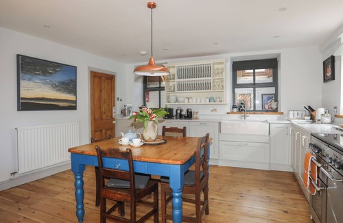 Penmon House | PLAS ELYN, pet friendly, luxury holiday cottage in Beaumaris