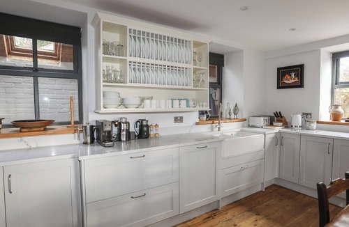 Penmon House | PLAS ELYN, pet friendly, luxury holiday cottage in Beaumaris