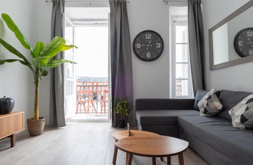 Sol Apartment | PLAZA MAYOR by MONARO*