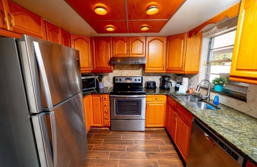 Oak Ridge House | Pool-Jacuzzi & Palm Trees/8 Universal/15 Disney