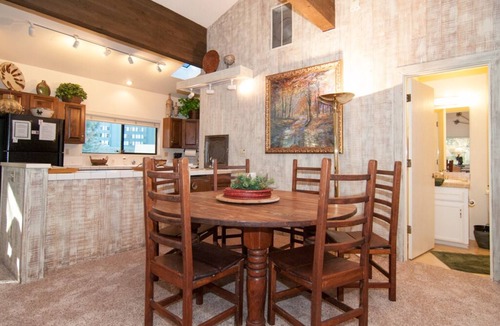 Incline Village House | Posh Lakeshore Blvd Location