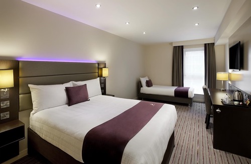 Whelpley Hill Hotel | Premier Inn Hemel Hempstead West