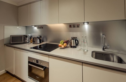Reading City Centre Apartment | PREMIER SUITES Reading