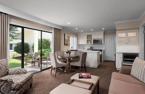 Napa Hotel | Prime Location! Situated Near Black Stallion Winery, Pool, FREE Parking!