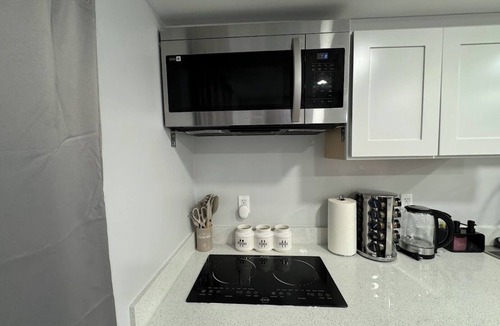 Paradise Valley Apartment | Private 1BR apartment near SF/SFO + EV
