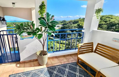 Machos House | Private Penthouse PR Paradise w/private rooftop terrace!