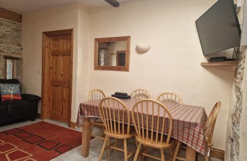 Whitland House | Puffin Cottage