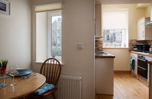 Llanfairfechan Cottage | Puffin View - One Bedroom Cottage, Sleeps 2