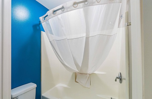 Harrisonburg Hotel | Quality Inn Harrisonburg I-81