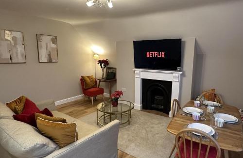 Exeter Apartment | Queens Terrace Apartments