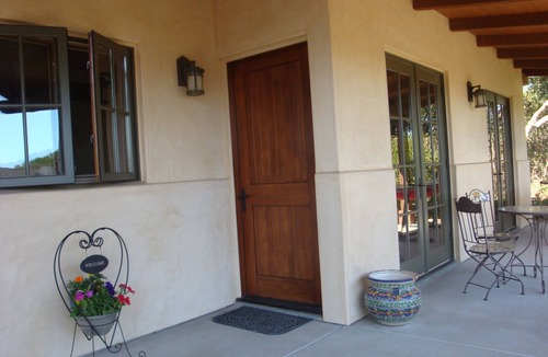 Hedgerow Cottage | Quiet, Romantic, Montecito Retreat