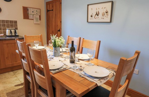 Penrith Cottage | RAYSON HALL BARNS, family friendly, with open fire in Ousby