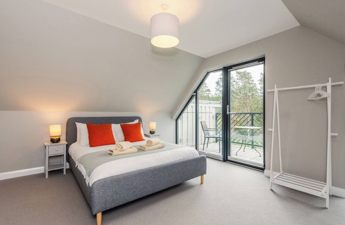 Alvie Cottage | Red Deer Lodge