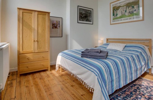 Penparcau House | River View in Aberystwyth
