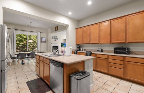 South Bechelli House | Rivercrest Branch House