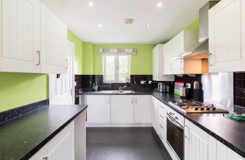 Evesham House | Riverside Cottage -