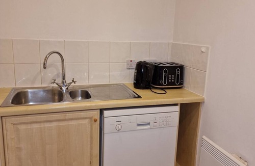 Canary Wharf Apartment | Riverthames View Canary Wharf Apartment