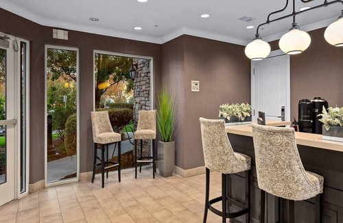 Napa Condo | Romantic Studio in Napa- Wine Country Getaway