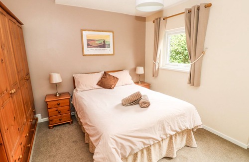 Llanteg Cottage | Rowan Lodge