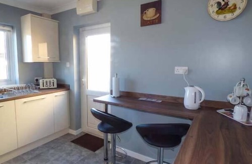 Penally Cottage | ROWAN, pet friendly, with a garden in Penally