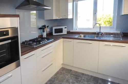 Penally Cottage | ROWAN, pet friendly, with a garden in Penally
