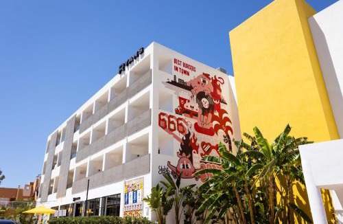 Cala de Bou Hotel | Ryans Lolas Ibiza - Adults Only