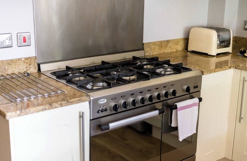 Sandbanks Apartment | Sandy Shores - 2-bed flat on Sandbanks Peninsular