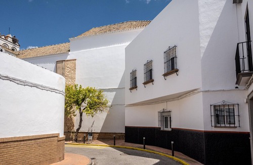 Marchena House | Santa Clara Home: Central Holiday House with Private Terrace, Wi-Fi & Air Conditioning