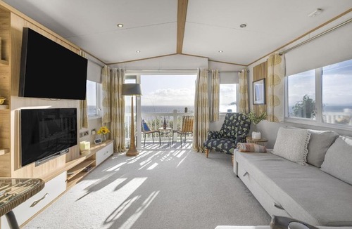 Rhoose House | Seaview