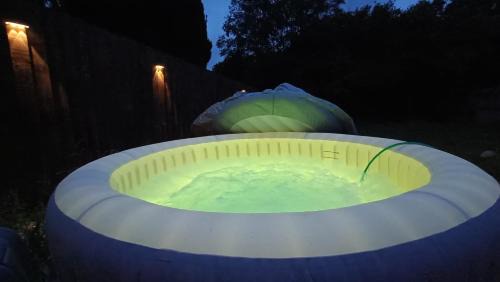 Gabalfa Apartment | Semi Detached with Hot Tub - Pool Table - Large Garden