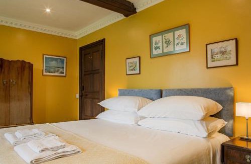 Severn Stoke House | Severn End - 15th Century Manor House!