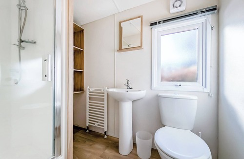Penrith House | Silver 3 bedroom Caravan Pet Friendly