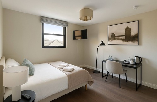 Cambridge Hotel | Single Room Accommodation | Mill Road, Cambridge | Walk to Station & City Centre