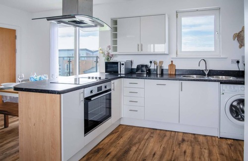 Llanelli Apartment | Skyline Duplex Penthouse - 3 Bedroom - Llanelli