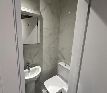 Magherafelt Apartment | Small Studio in Central London