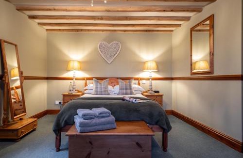 Hawkshead House | Smithy Cottage
