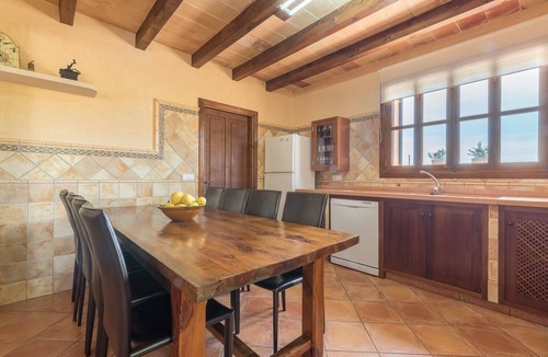 Campos House | Son Rossinyol Country House for 12 Guests with Private Pool and Wi-Fi