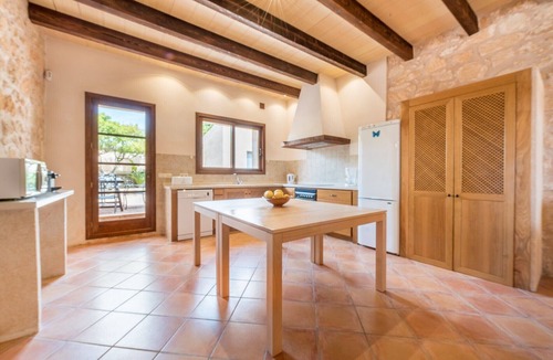 Campos House | Son Rossinyol Country House for 12 Guests with Private Pool and Wi-Fi