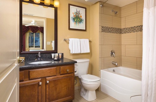 Round Hill Village Cabin | South Shore Charming 2-bedroom lodge in Zephyr Cove