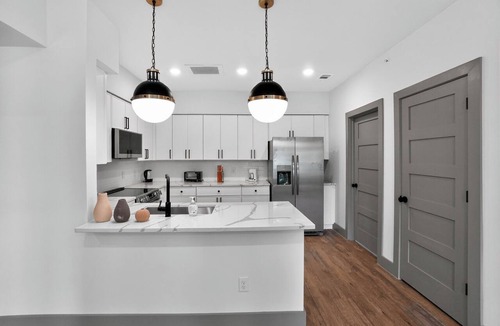 Parker Lane Apartment | Spacious 1-bedroom with sleek modern design.