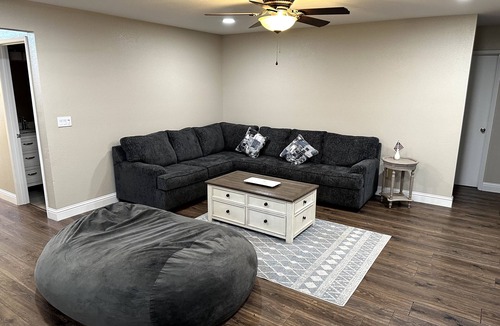 Yuba City House | Spacious 5-bedroom Modern Home Yuba City with massive backyard, newly remodeled