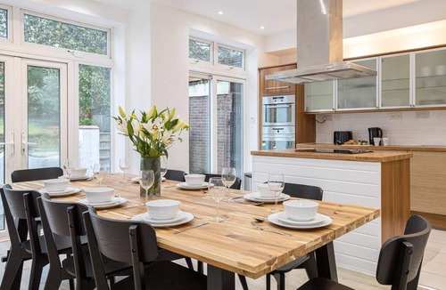 Manchester House | Spacious House With Parking Near Heaton Park